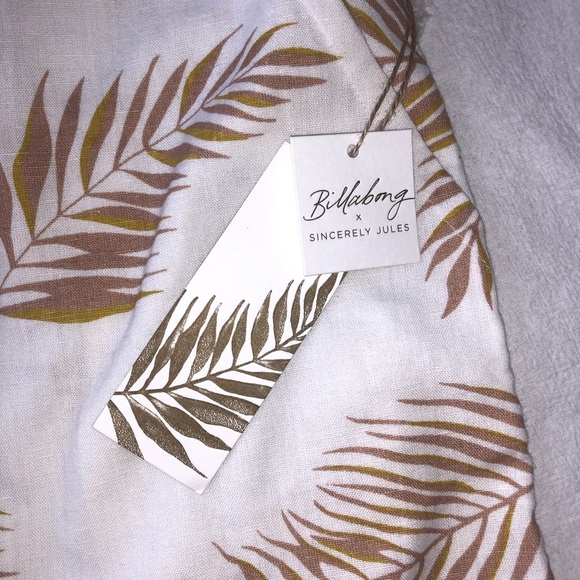 Sincerely Jules x Billabong Fake Love Short 🌴 - Picture 6 of 9